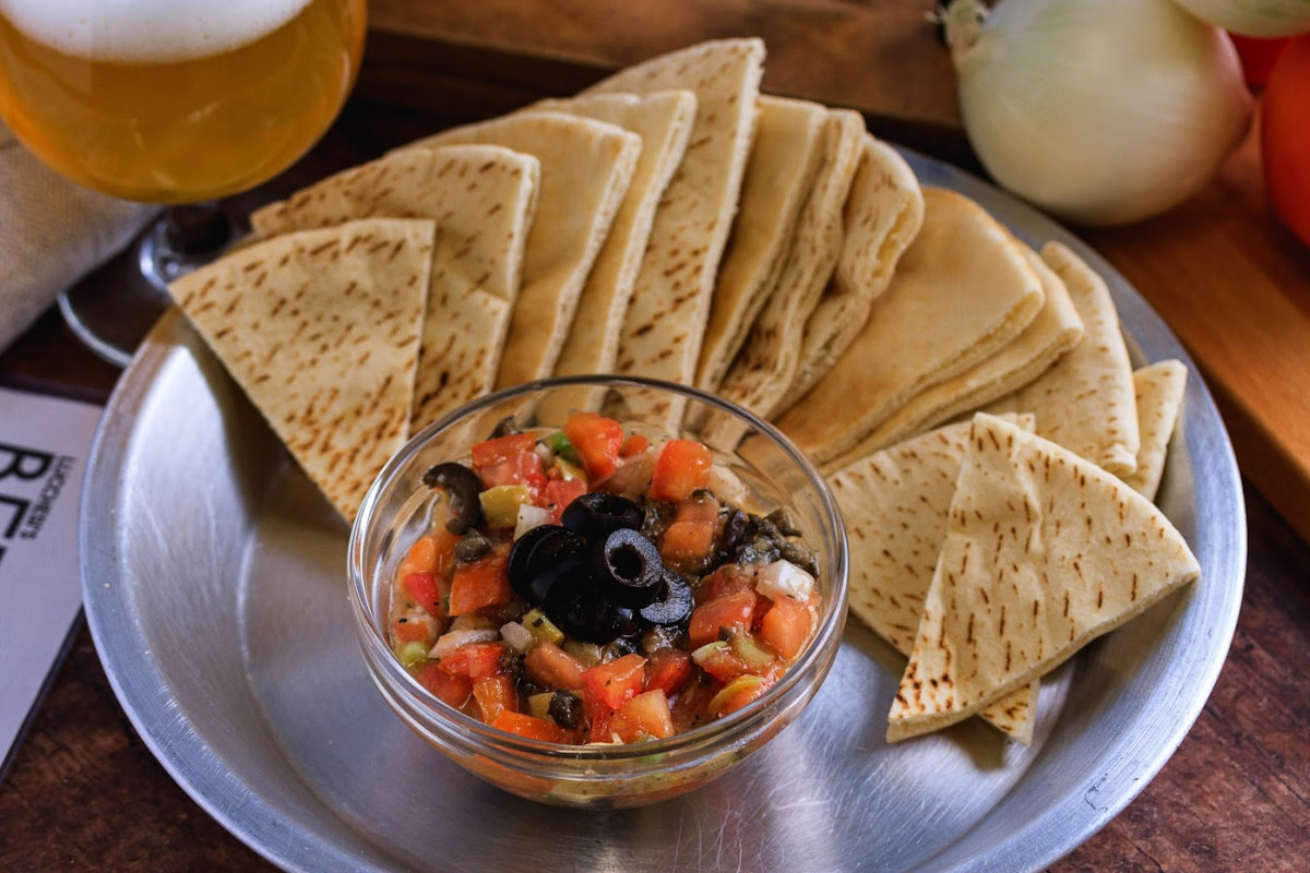 Roasted Red Pepper Hummus
